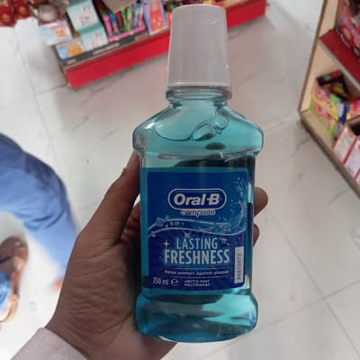 Oral-B Lasting Freshness Mouthwash