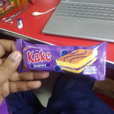 Hilal Kake Blueberry