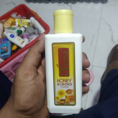 Olivia Honey Almond Lotion