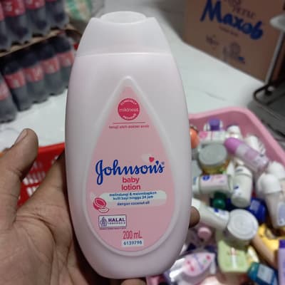 Johnson's Baby Lotion With Coconut Oil